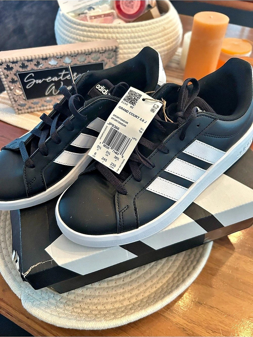 adidas Grand Court 3.0 J Kids Sneakers Black & White Girls US 6 NWT
